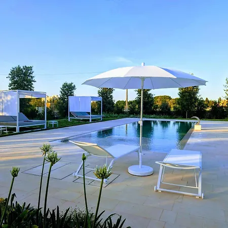 Con Piscina E Nel Salento Alternative Relax Willa