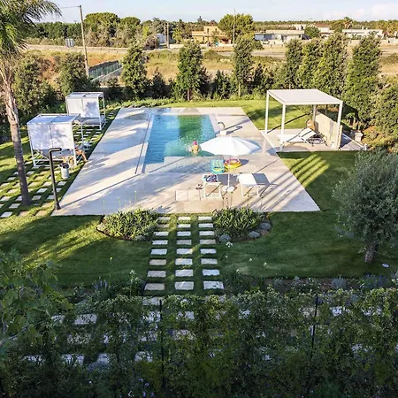 Con Piscina E Nel Salento Alternative Relax Willa *